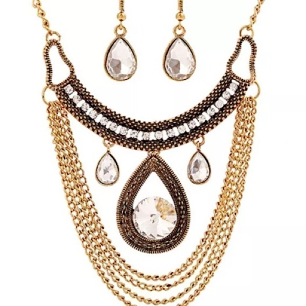 Gold Pendant Statement Necklace Set